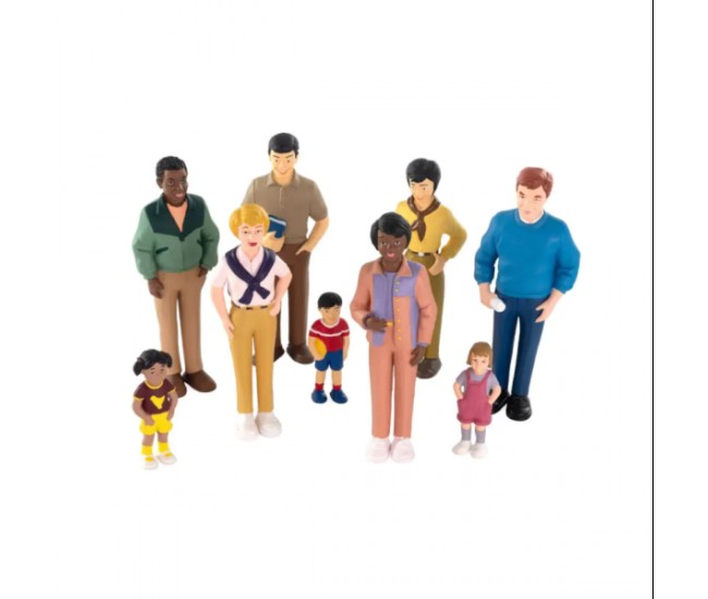 Set de 9 figurine familia - diversitate si integrare etnica, cu rol didactic