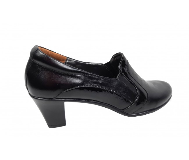 Oferta marimea 40 -  Pantofi de dama, eleganti, din piele naturala, cu toc de 5 cm - LP72LACN